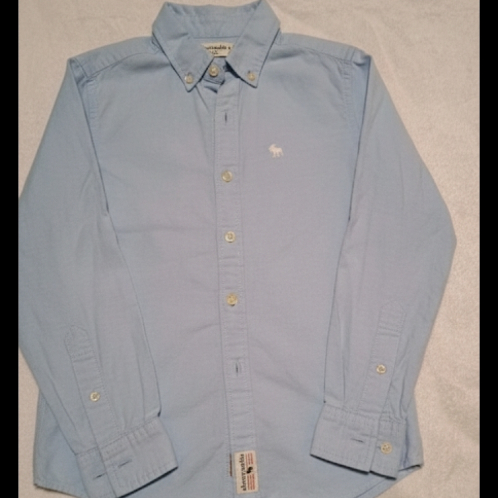 Abercrombie Kids Boys Light Blue Long Sleeved Button Down Shirt Size 11/12